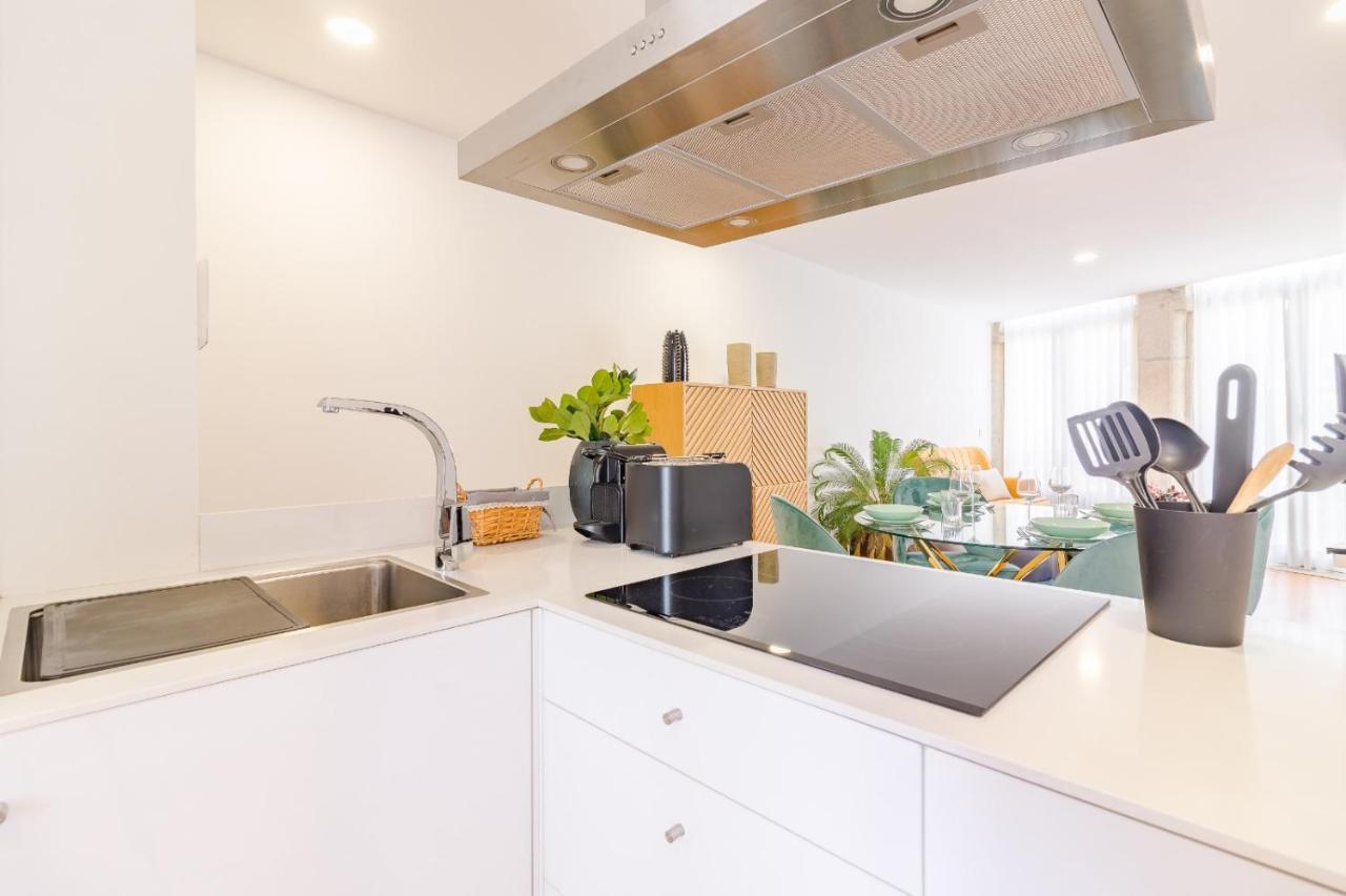 Ohh- Padre Antonio Vieira Flat D - 2Bedroom Near The Train Station ポルト エクステリア 写真